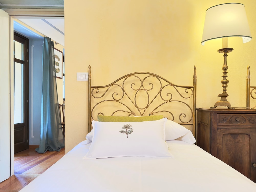 Dimora il Pozzetto Elegant Villa With Garden