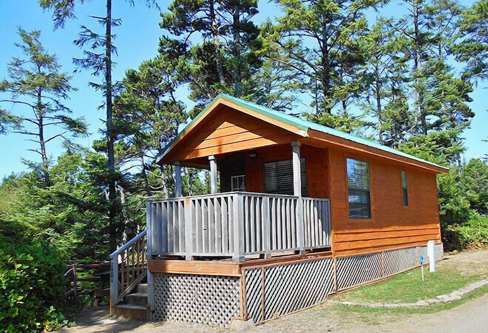 Whaler's Rest RV & Camping Resort