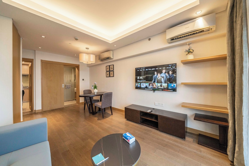 Tyms 1BR APT Huijing Garden