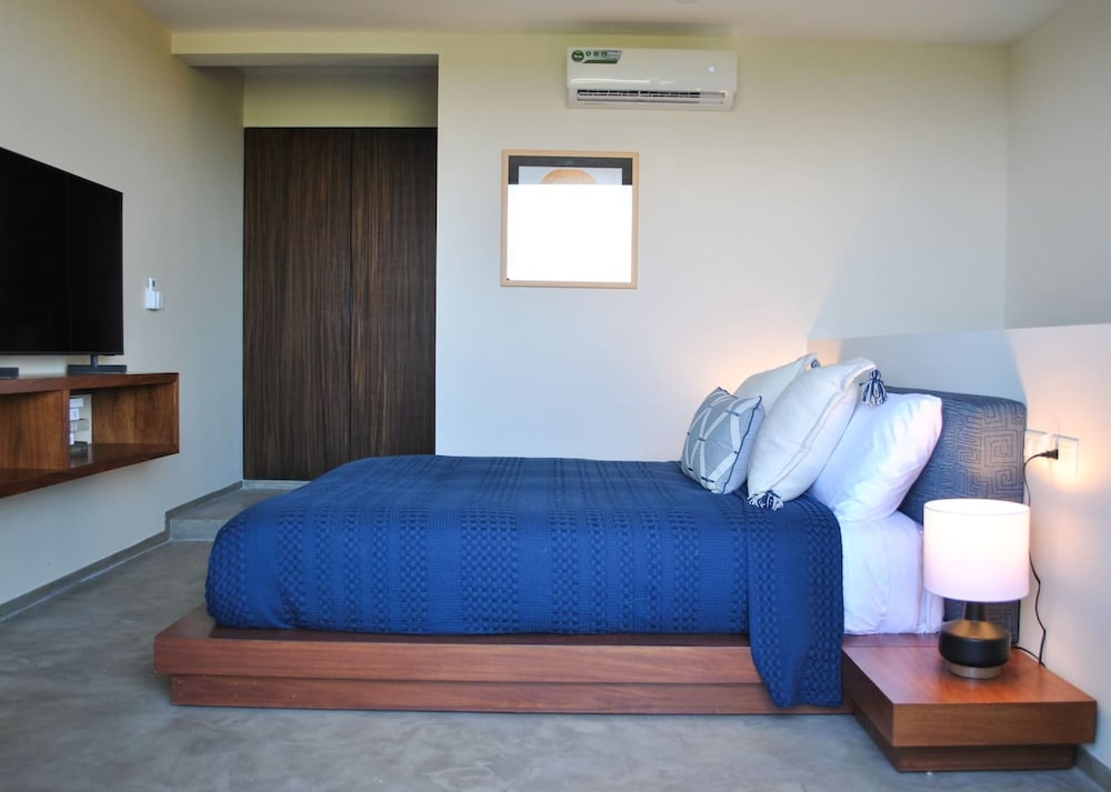 Celestial Penthouse with Private Jacuzzi