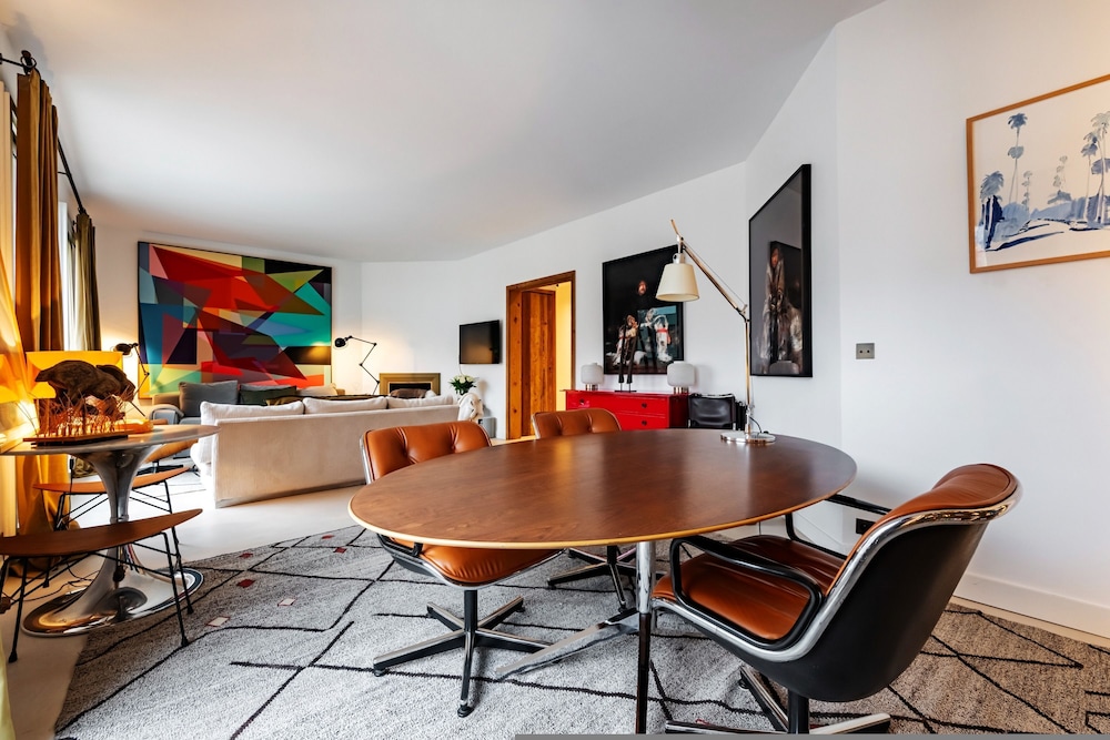 Luxury 4BR Apartment - Bois de Boulogne