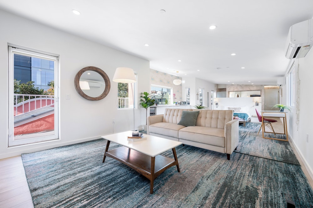 The Gower Street Bungalows by AvantStay
