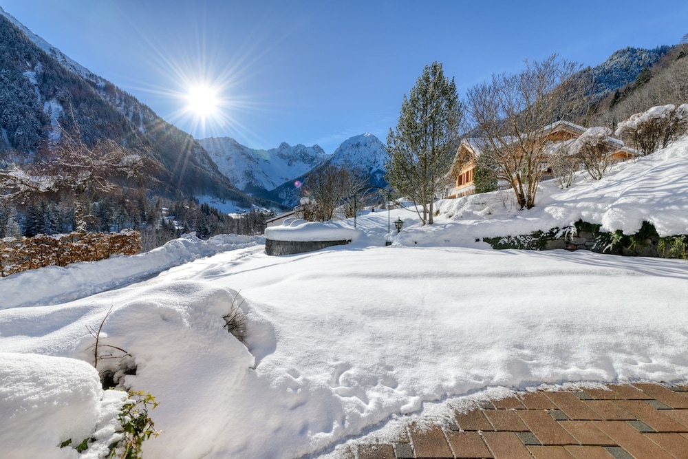 Haus Alvier - 3-zimmer Fewo Rothorn mit Terrasse