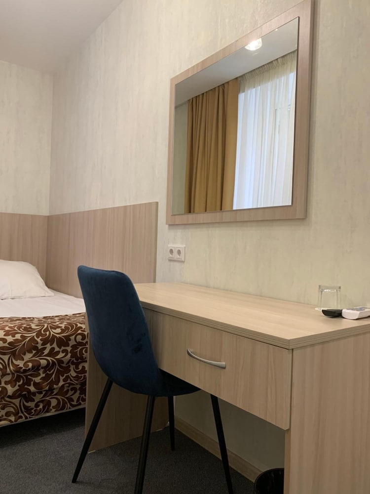 Matrix Hotel