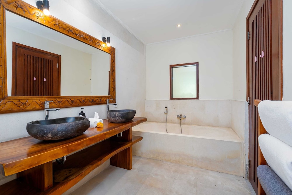 Villa Alroda Antik