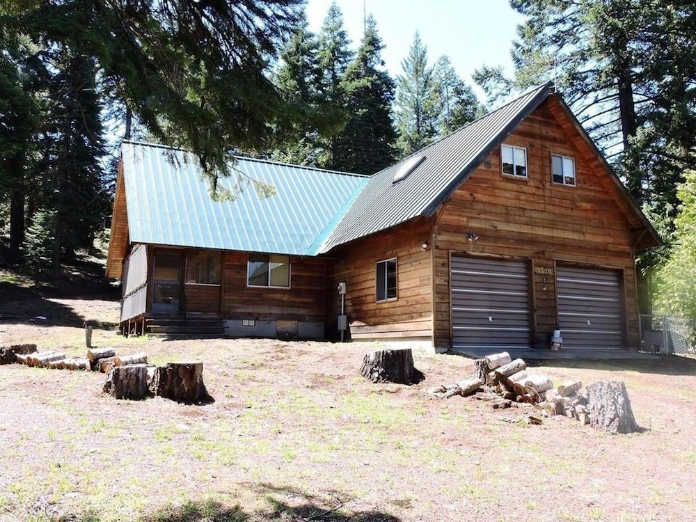 Ashland Vacations - Whispering Pines Cabin Retreat - Property Image 15