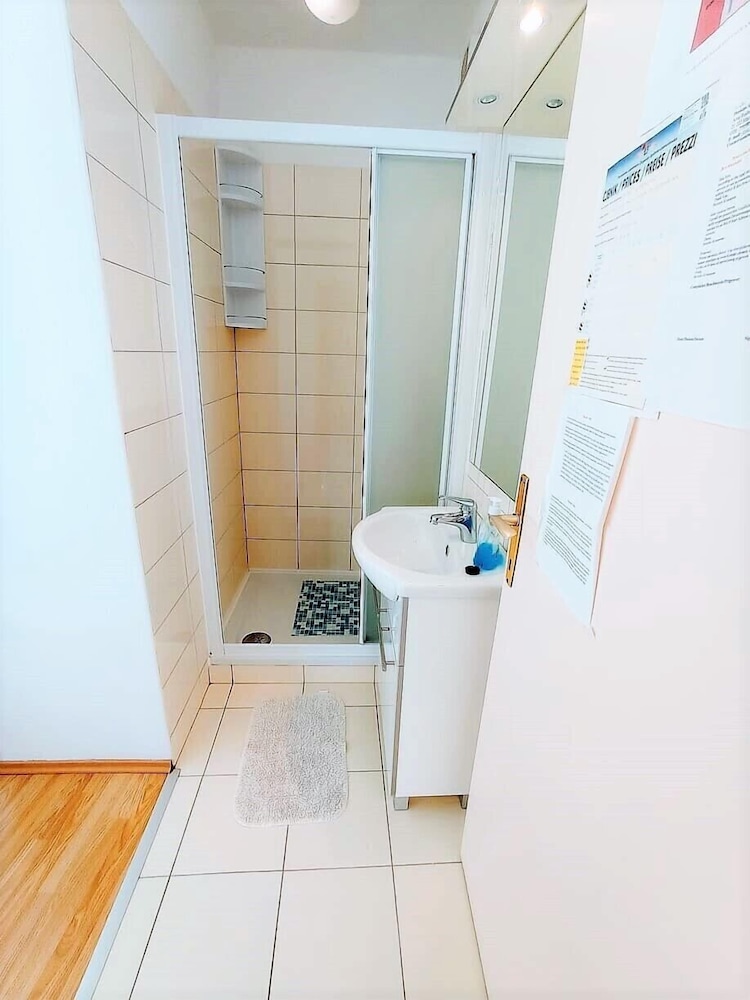 Cute apartment in stone house near sea