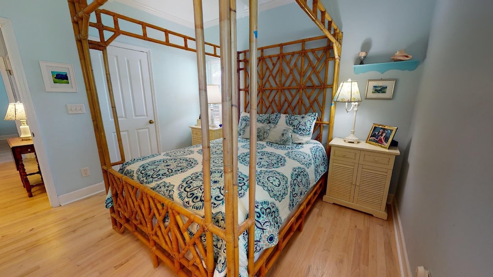 1616 Jones Avenue by Tybee Vacation Rentals