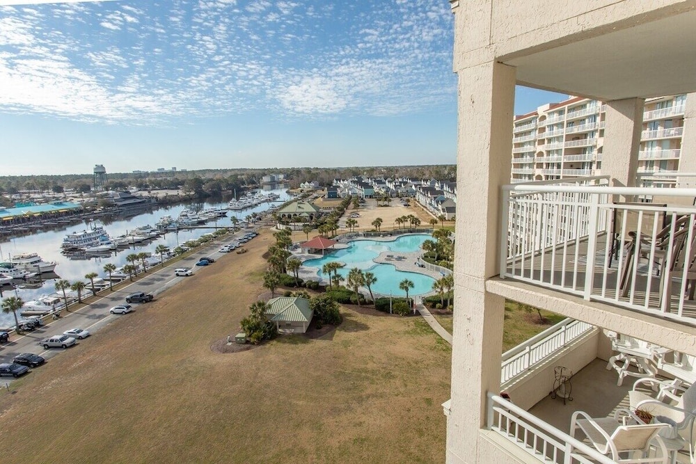 Yacht Club 1-1103 3 Bedroom Condo