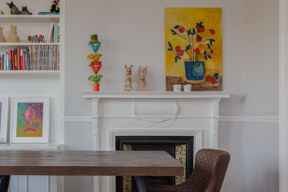 Newly Renovated 3 Bedroom Apartment in North West London