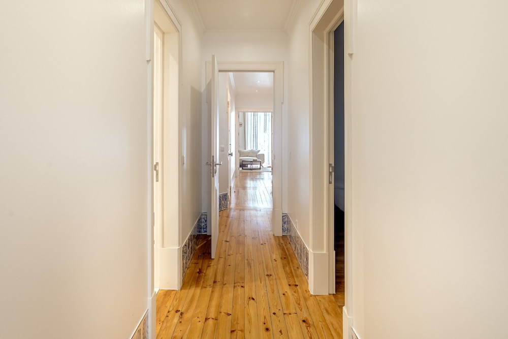 Grand Central Apartment by Homing