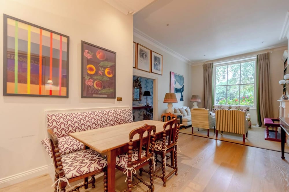 Luxurious & Stylish 2BD House - Bayswater!