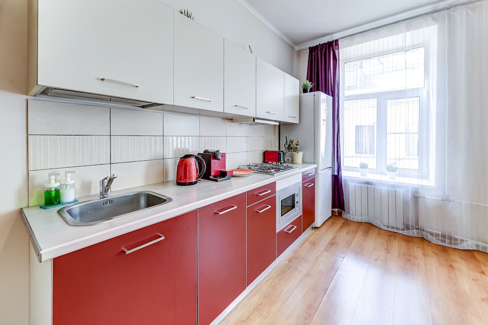 Home4day Central Apartment on Nevsky Prospekt