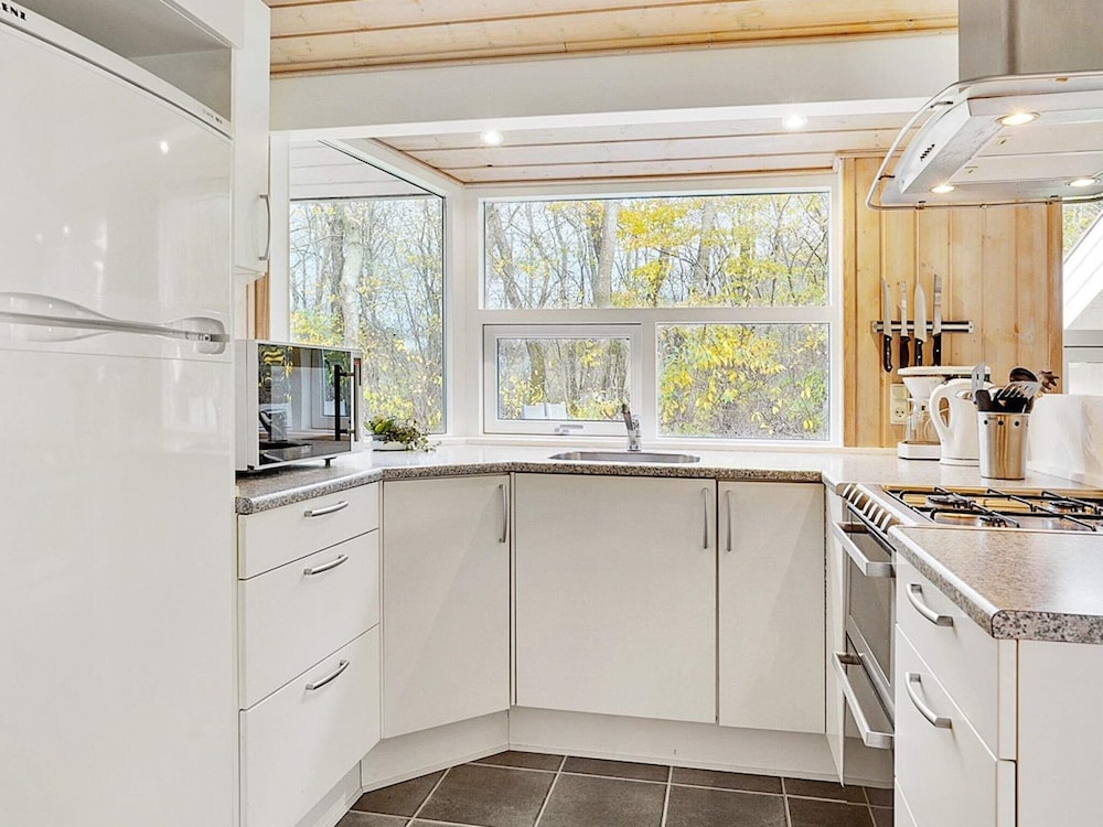 Bright Cottage Retreat in Silkeborg-by Traum view 5