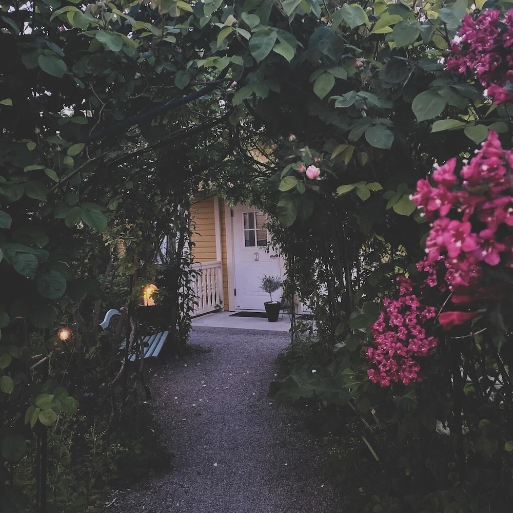 Villa Sol B&B and hostel