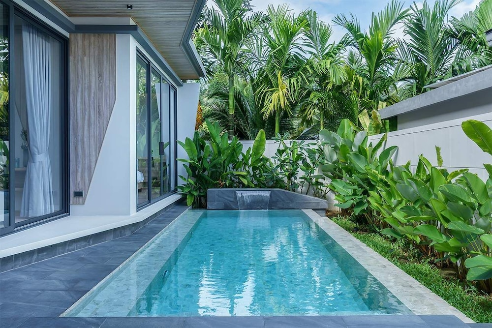 Stylish 2BR Naiton Aileen Villa w/ Private Pool
