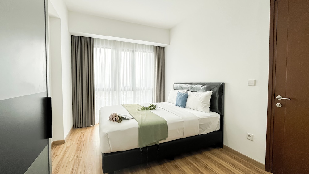 1Br Near Summarecon Mall At M-Town Signature Apartment