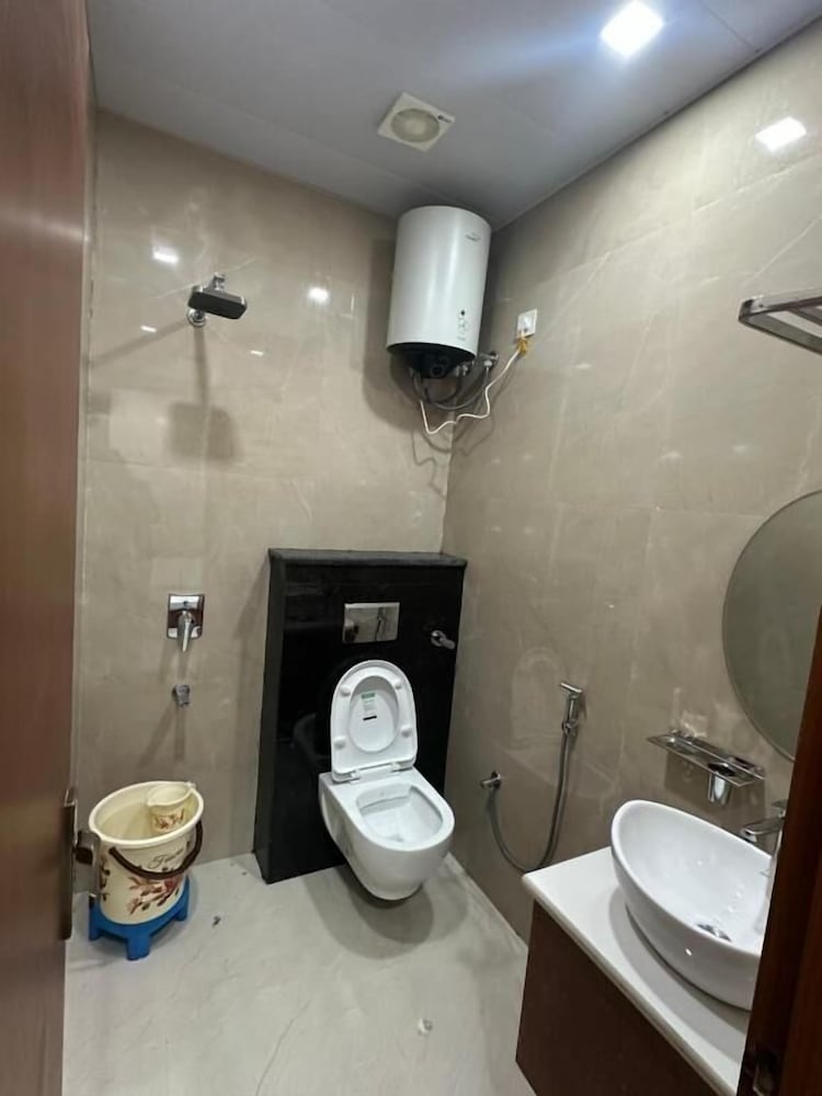 Hotel Shri Radha Sneh Mathura