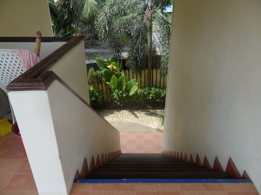 Lanta Nature House