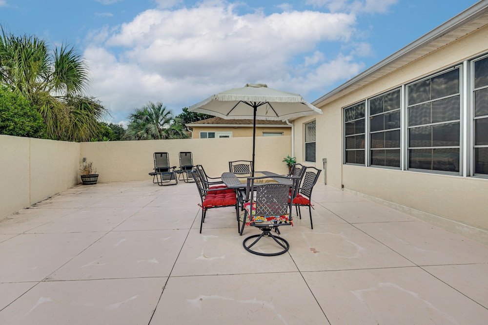 Renovated Villa Btwn Lake Sumter & Spanish Springs