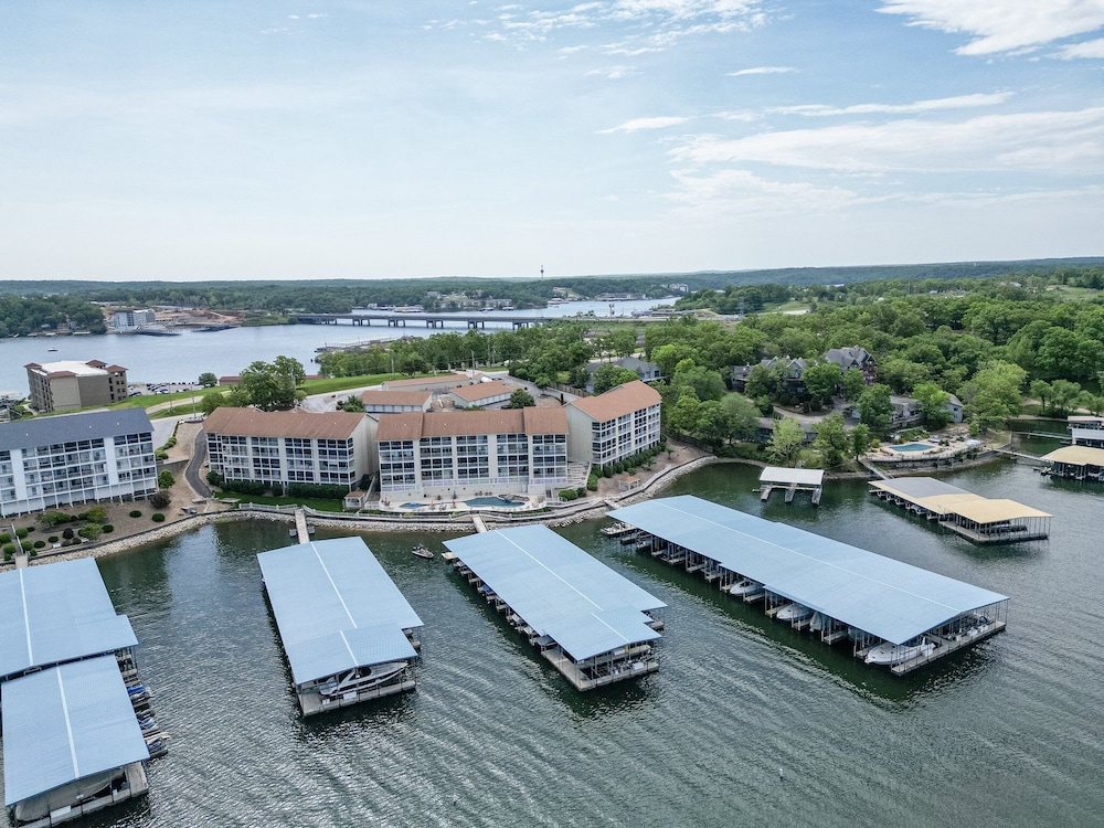 Experience Lakeside Living at Its Finest: Stunning Views and Prime Location!
