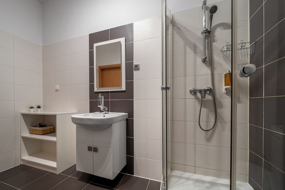 RentPlanet - Apartamenty Brzozowa