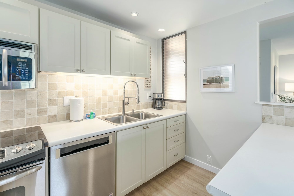 Luxurious Oceanfront Condo at Wailea Elua Village - Unit 1201, Central AC, Wi-fi
