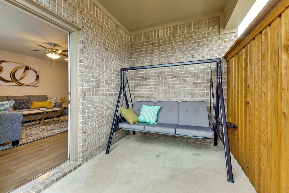 12 Mi to Dtwn Mckinney: Modern Gem w/ Patio & Yard