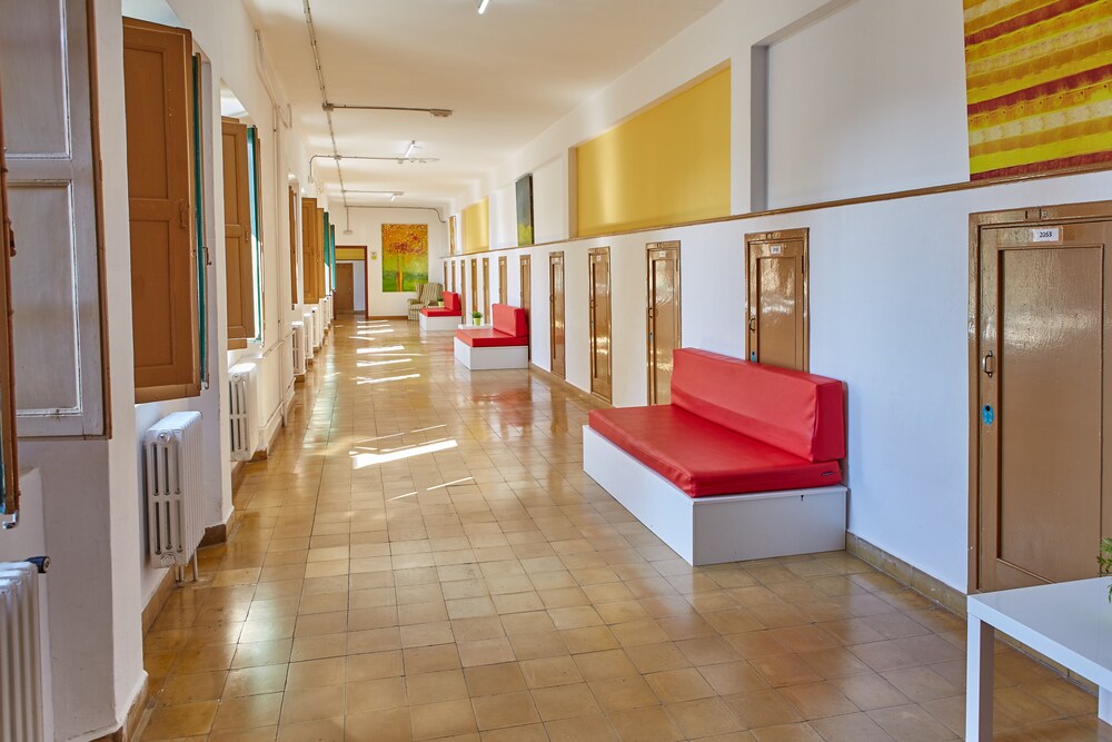 Albergue Seminario Menor - Hostel view 2