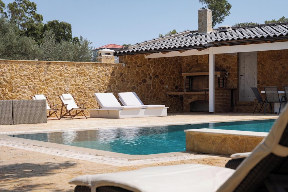 Aeolia Villa Athenian Riviera