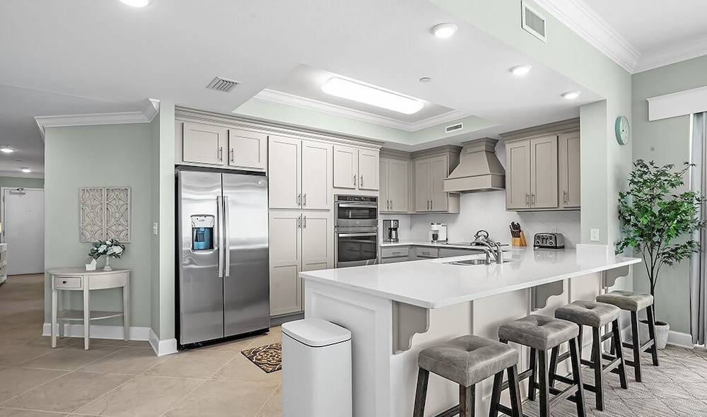 Phoenix Gulf Shores Ii 1805 2 Bedroom Condo