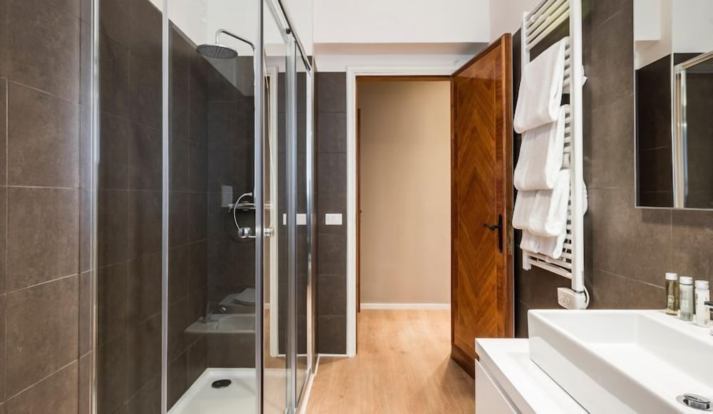 MYSWEETPLACE - Rialto Apartments