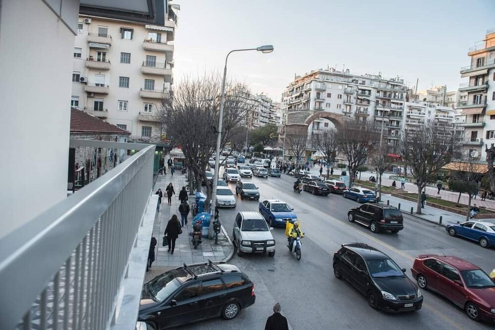 Petit 2 Thessaloniki