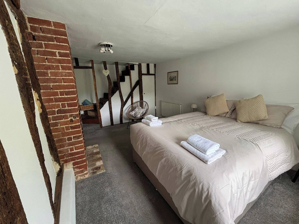 Countryside Cottage in Bulmer- Sleeps 6/7