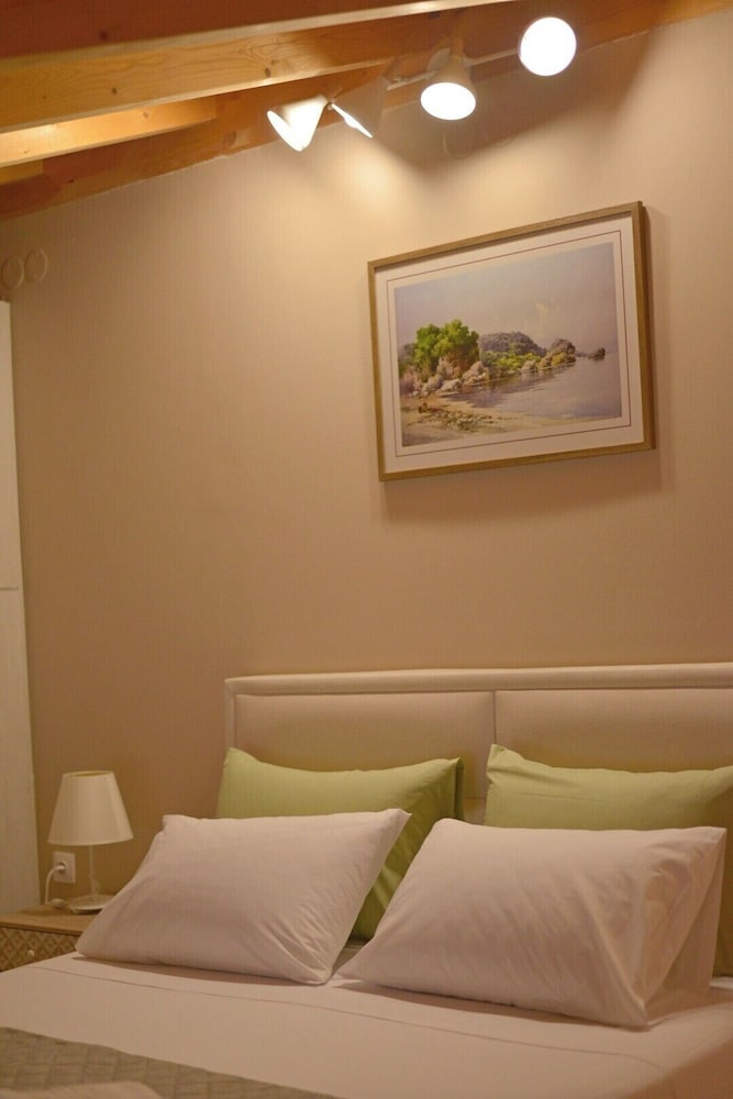 Casa Sorgente by Corfuescapes