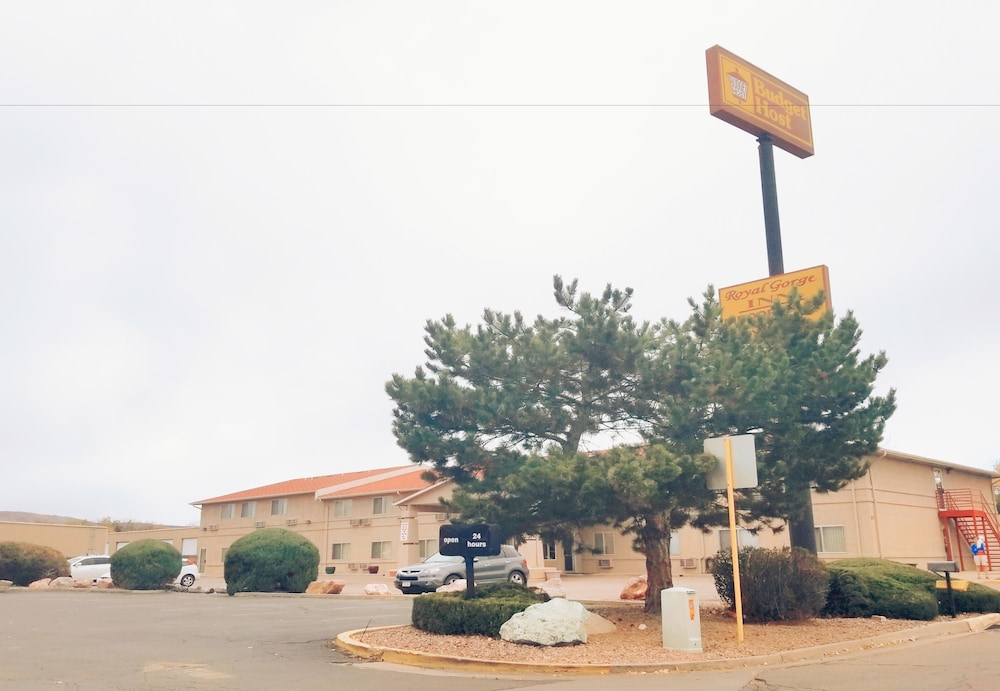 Canon City Vacations - Budget Host Royal Gorge Inn - Property Image 5
