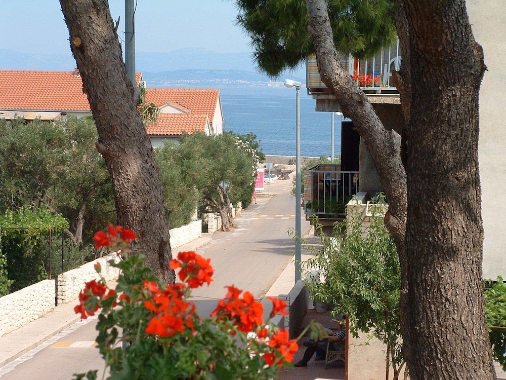 Dinka - Cosy & pet Friendly - A1 view 5
