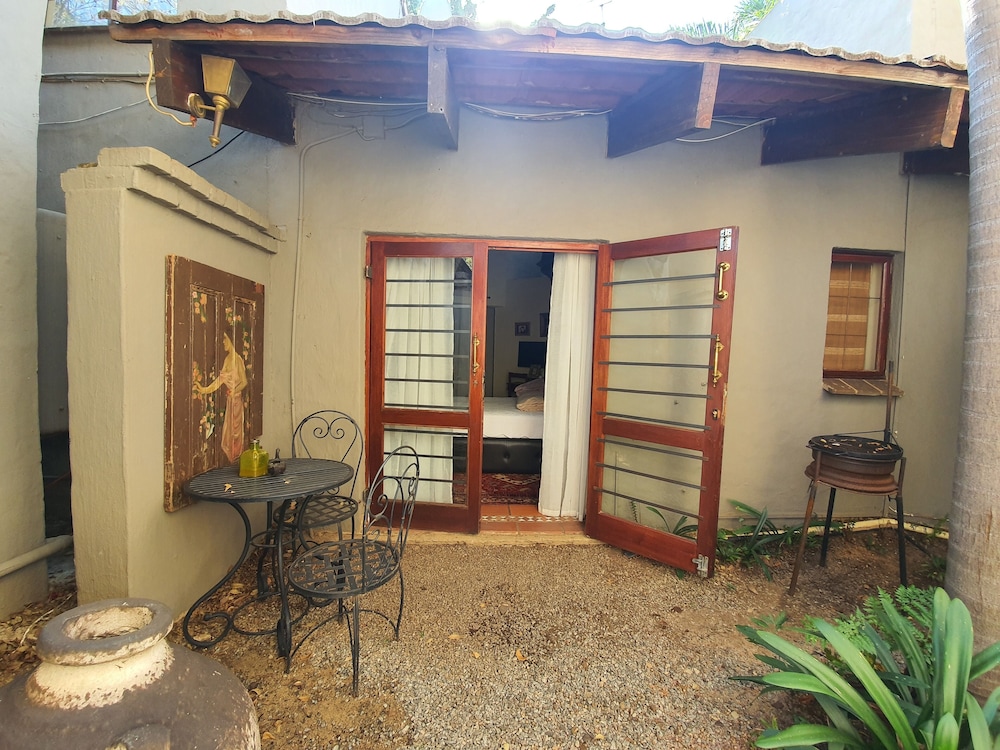 Waterhouse Guest Lodges 295 Indus Street