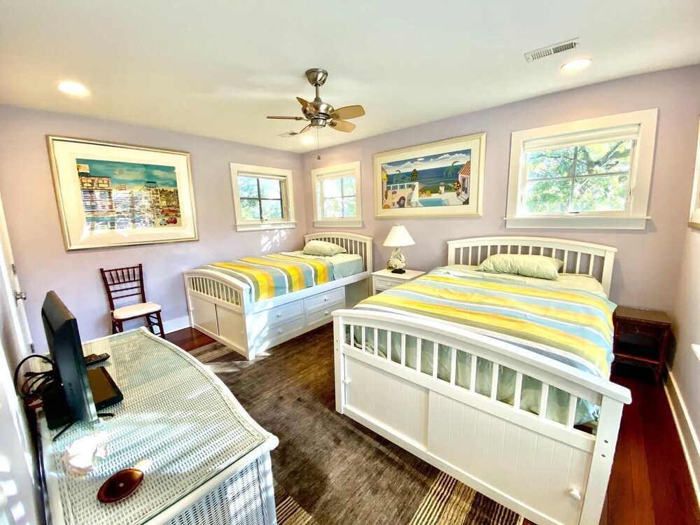 Bayard Avenue 404