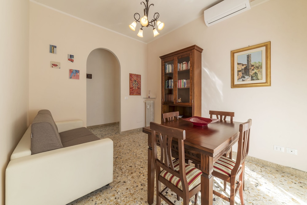 Aurelio Apartment Near the MM Ubaldi