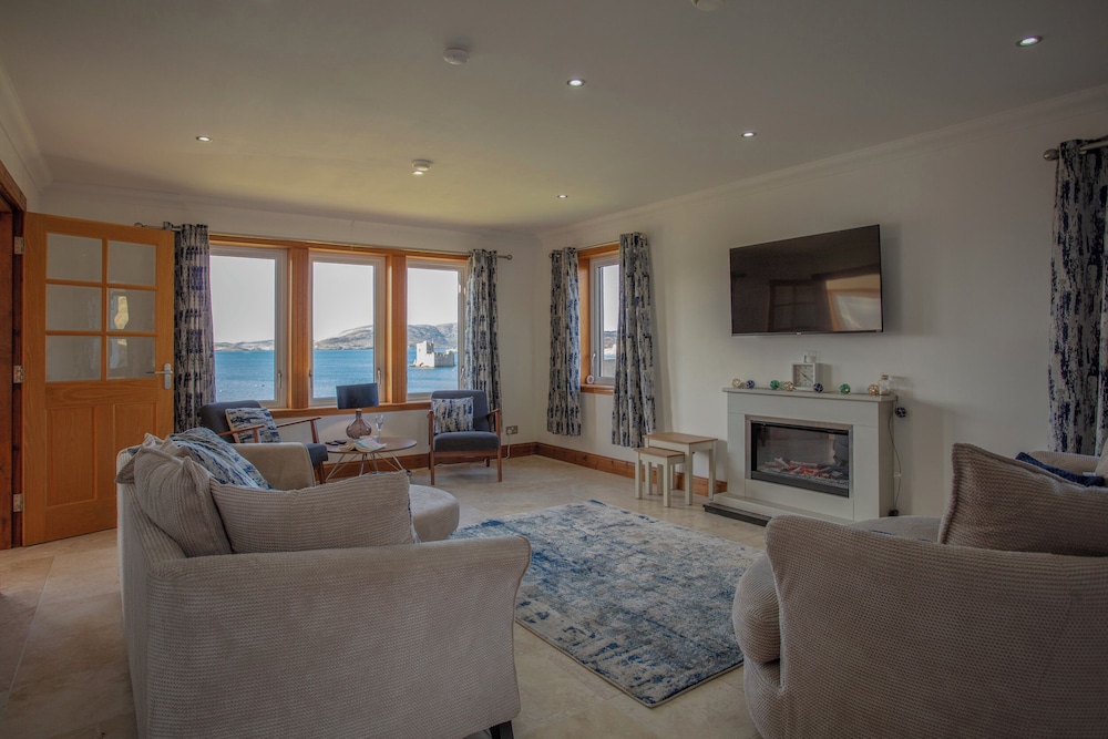 Castlebay View
