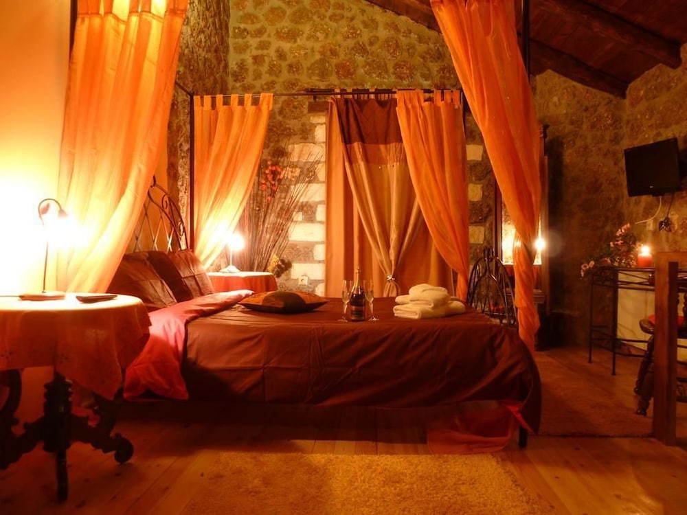 Theasis Guesthouse