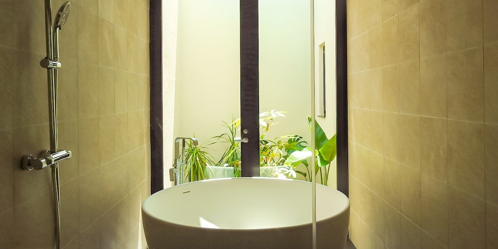 villa LIFE INDAH sumuide