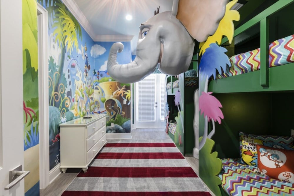 Beautiful Mansion With Private Pool, Close to Disney, Orlando Mansion 1578 - Image 2