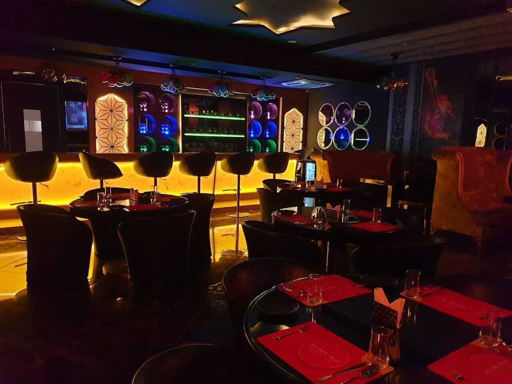 HOTEL RADIANCE PARK RAMPUR