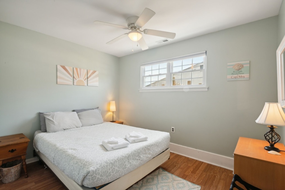 Cozy 2br Condo - Beachside Bliss With Yard Space 2 Bedroom Condo view 2