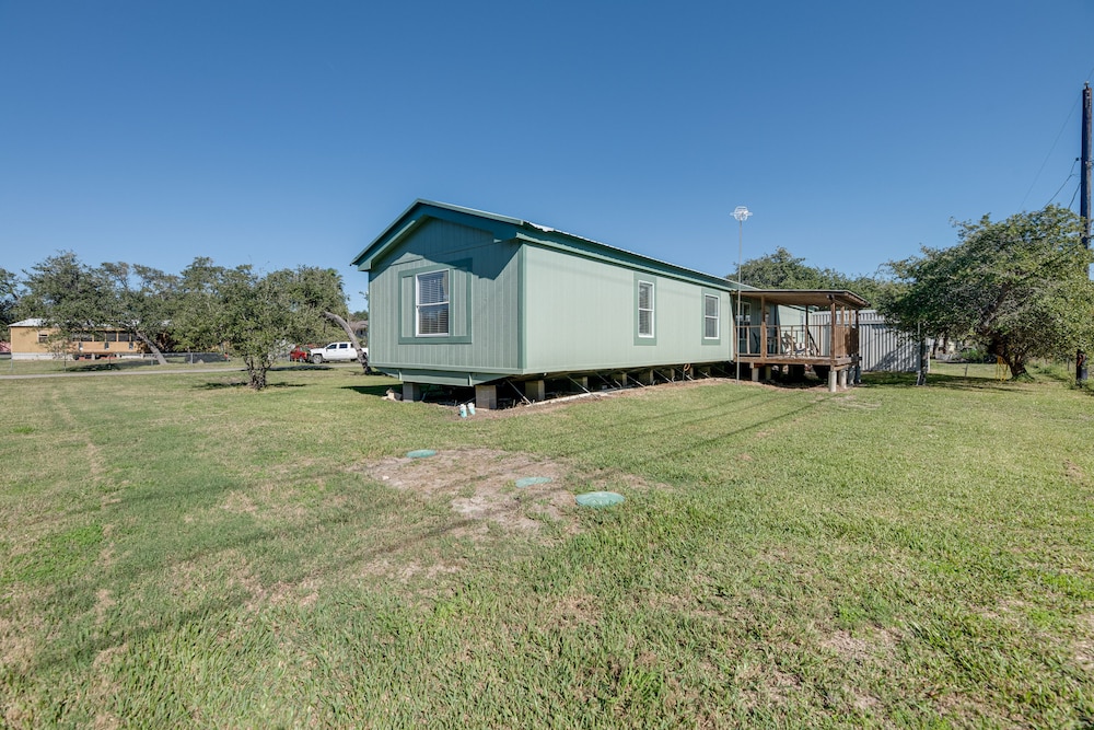 4 Mi to State Park: Peaceful Rockport Home w/ Yard view 4