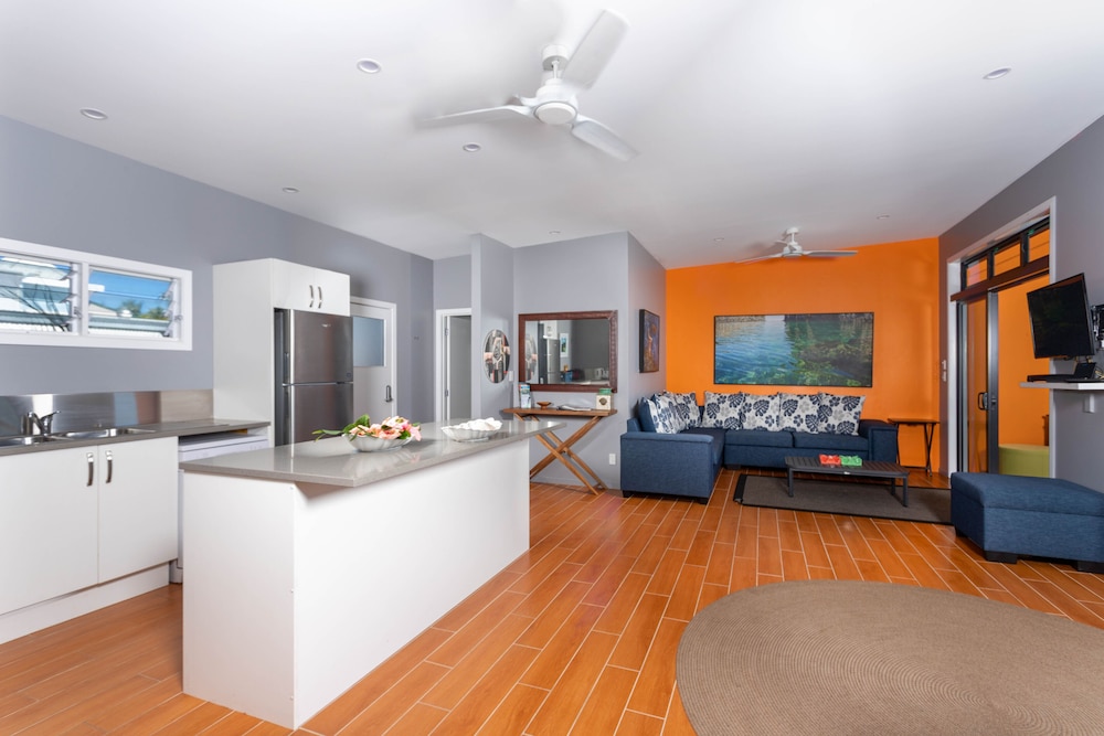 Panama Beachfront Apartments Rarotonga view 3