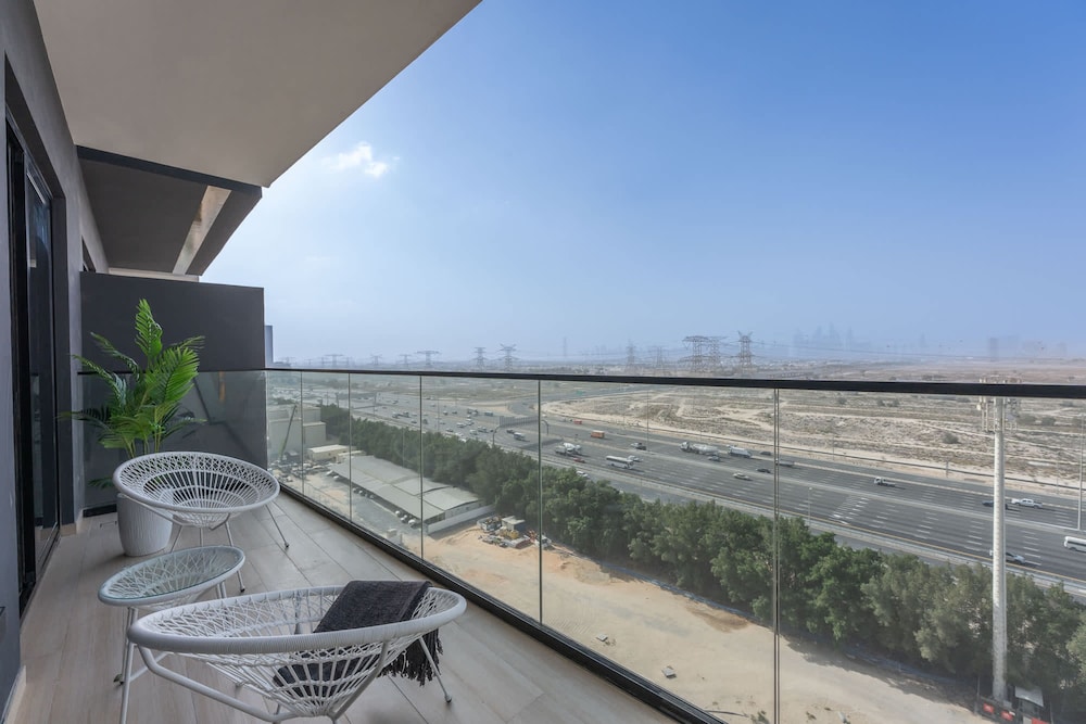 1 Bedroom in Binghatti Heights Perfect for Getaway