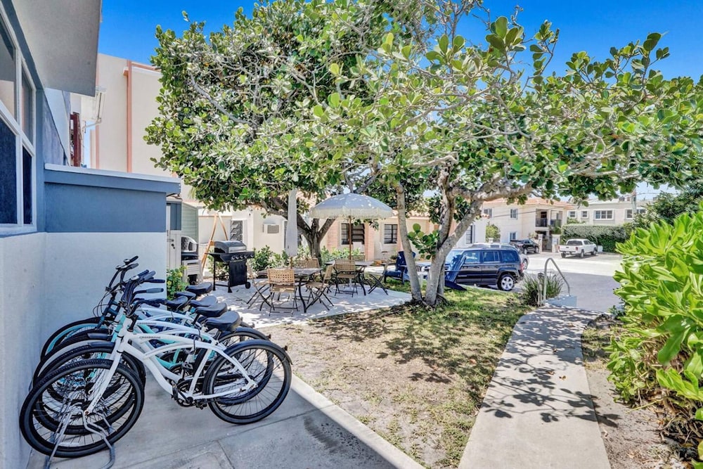 Marine Villas 6 in Hollywood